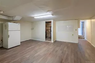 116-50 227th St, Cambria Heights, NY 11411 - Photo 22