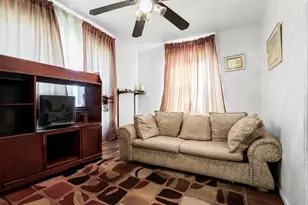 712 Partridge Ave, West Hempstead, NY 11552 - Photo 8