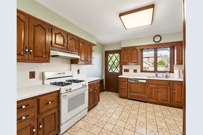 84 Davenport Avenue, Port Chester, NY 10573 - Photo 6