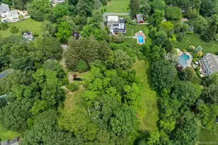 383 W Neck Rd, Lloyd Harbor, NY 11743 - Photo 34
