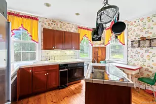 383 W Neck Rd, Lloyd Harbor, NY 11743 - Photo 10