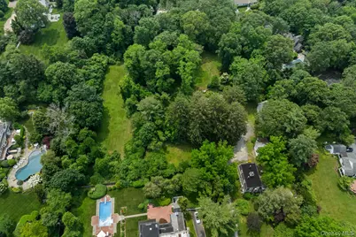383 W Neck Road, Lloyd Harbor, NY 11743 - Photo 32