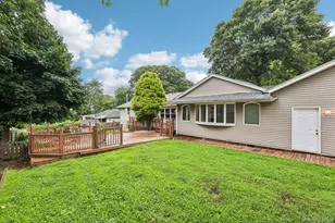 6 Winfield Dr, Sound Beach, NY 11789 - Photo 36