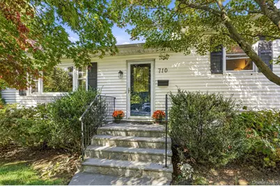 710 Forest Avenue, Larchmont, NY 10538 - Photo 2