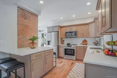 10 Robinson Street, Beacon, NY 12508 - Photo 12