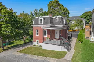 10 Robinson St, Beacon, NY 12508 - Photo 2