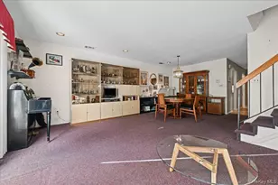 162 Laurel Ln, Wantagh, NY 11793 - Photo 20