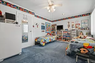 162 Laurel Ln, Wantagh, NY 11793 - Photo 22