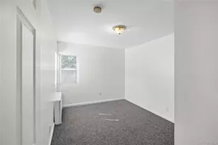 20 Buchanan Ave, Wheatley Heights, NY 11798 - Photo 18