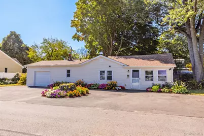 20 Buchanan Avenue, Wheatley Heights, NY 11798 - Photo 1