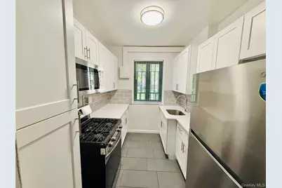 1562 Unionport Road #MD, Bronx, NY 10462 - Photo 1