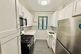 1562 Unionport Rd, Bronx, NY 10462 - Photo 1