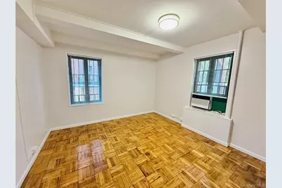 1562 Unionport Road #MD, Bronx, NY 10462 - Photo 4