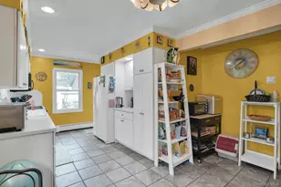 79 Wicks Rd, Commack, NY 11725 - Photo 10
