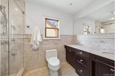 60-39 69th Lane, Maspeth, NY 11378 - Photo 20