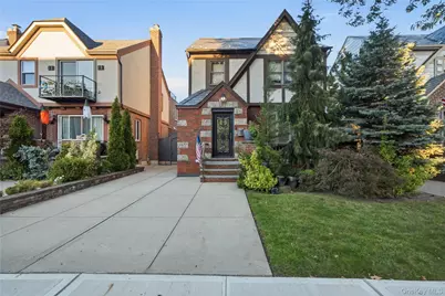 60-39 69th Lane, Maspeth, NY 11378 - Photo 42