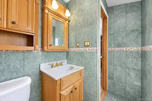41 Shore Dr W, Copiague, NY 11726 - Photo 48