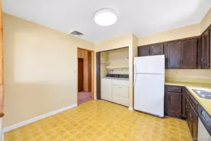 41 Shore Dr W, Copiague, NY 11726 - Photo 26