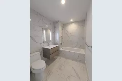 131-01 40th Road #16P, Flushing, NY 11354 - Photo 4