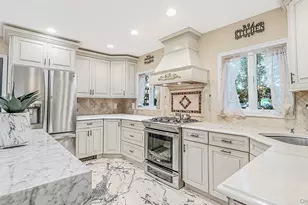 26 Glen Ln, Kings Park, NY 11754 - Photo 4