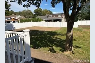 93 Eaton Lane, West Islip, NY 11795 - Photo 24