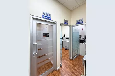 131-07 40th Road #E09, Flushing, NY 11354 - Photo 6
