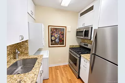 26910 Grand Central #26P, Floral Park, NY 11005 - Photo 10