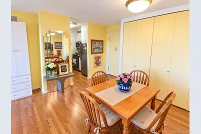 26910 Grand Central #26P, Floral Park, NY 11005 - Photo 8