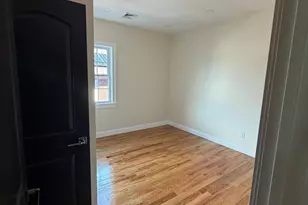 247-12 139th Ave, Rosedale, NY 11422 - Photo 2