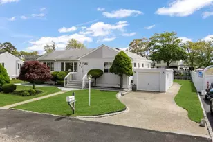 9 Marlin Rd, East Quogue, NY 11942 - Photo 24