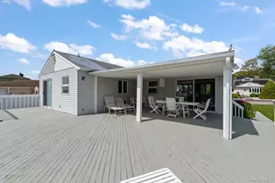9 Marlin Rd, East Quogue, NY 11942 - Photo 22