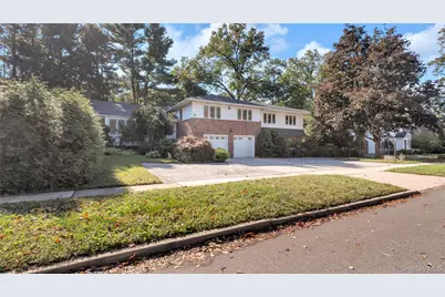 78 Poplar Street, Garden City, NY 11530 - Photo 2