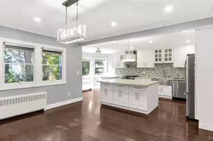 78 Poplar St, Garden City, NY 11530 - Photo 8