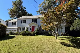 329 Grandview Blvd, Yonkers, NY 10710 - Photo 2