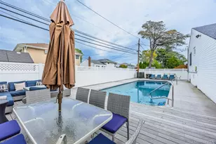 1103 Laux Pl, Bellmore, NY 11710 - Photo 4