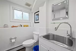1103 Laux Pl, Bellmore, NY 11710 - Photo 28