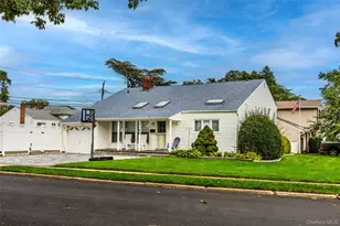 1103 Laux Pl, Bellmore, NY 11710 - Photo 2