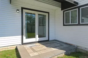 24 New Jersey St, Dix Hills, NY 11746 - Photo 44