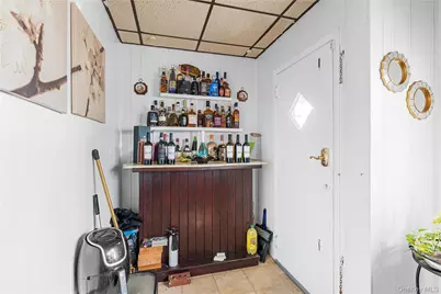 1110 E 213th Street, Bronx, NY 10469 - Photo 10