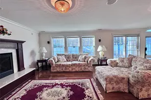 35 Moss Ln, Jericho, NY 11753 - Photo 10
