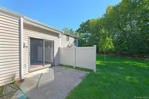 56 S Pond Ln, Smithtown, NY 11787 - Photo 24