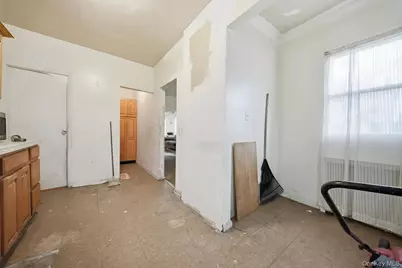 188-01 Mangin Avenue, Saint Albans, NY 11412 - Photo 10