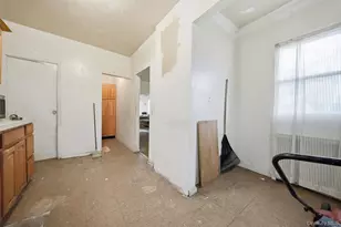188-01 Mangin Ave, Saint Albans, NY 11412 - Photo 10