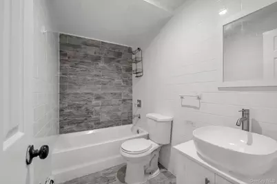 2437 Beach Channel Drive, Far Rockaway, NY 11691 - Photo 10