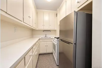 3131 Grand Concourse #12F, Bronx, NY 10468 - Photo 12