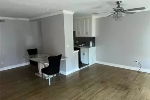 43 Artist Lake Dr, Middle Island, NY 11953 - Photo 4