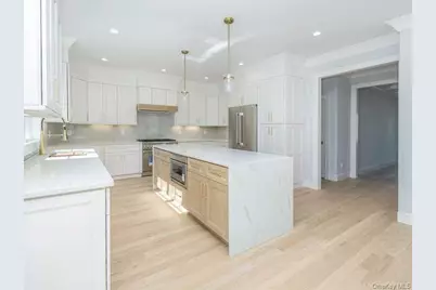 16 2nd Avenue, Port Washington, NY 11050 - Photo 12