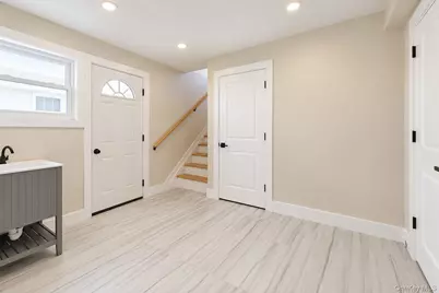 33 Area Place, New York, NY 10314 - Photo 18