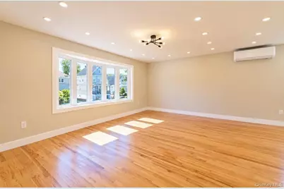 33 Area Place, New York, NY 10314 - Photo 8