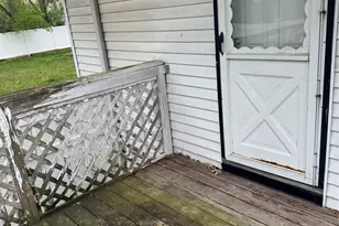 26 Jefferson Ave, Amityville, NY 11701 - Photo 10
